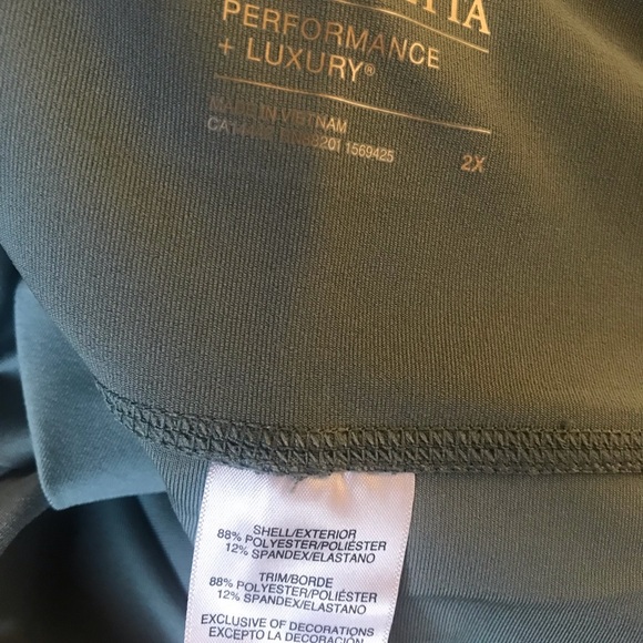 MONDETTA high waisted women’s active Capri(no offer unless you bundle please ) - Picture 9 of 17